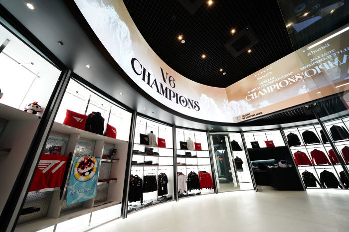 T1 Opens in Haeundae, Busan, the 2nd branch of T1 Base Camp, a next-generation PC room brand that will serve as a hub for e-sports