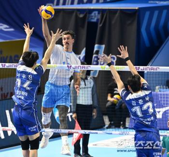  Russell's Strong Spike