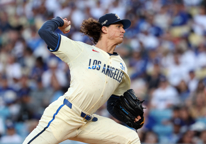 Scoobull Trade Package Shocking! LAD GlassnowCNPromising Outfielder, this is 100% success rate?