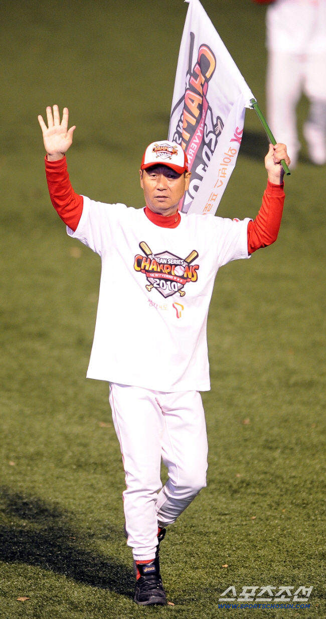 Two incumbent coaches! 84-year-old Kim Sung-geun's baseball flame, SK dynasty → Inherited to the present 