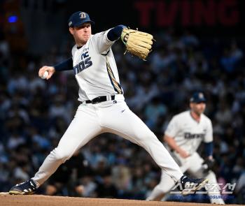 A 17-win pitcher goes to ML under a minor contract? That's absurd. the final stage of negotiations