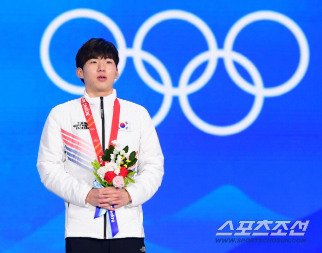 I see 2 consecutive podiums! Ice speed ★ Jung Jae-won ISU 3rd World Cup mass start No. 2 stormy, explosive Park Ji-woo's career first impression