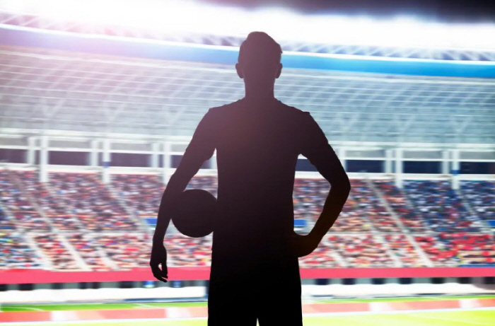 Shock Attacks the National Team in Central London → Urgent arrest on charges of disturbance...Take the victim to the hospital. It's not life-threatening