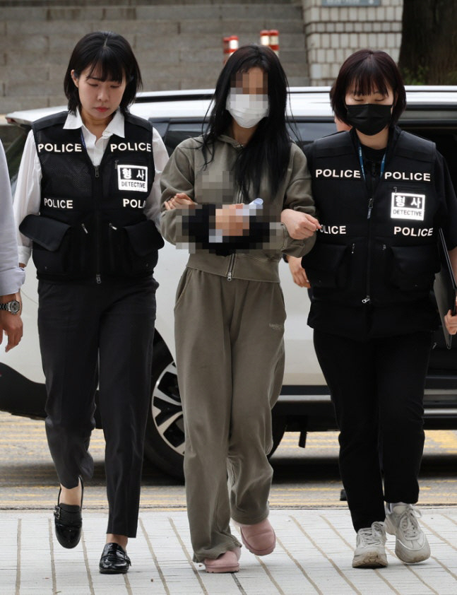 Son Heung-min's considerable mental distress court sentenced to four years in prison for 300 million extortion of pregnancy threatening 女 in his 20s...an attempted blackmail sentence of 40 to 2 years