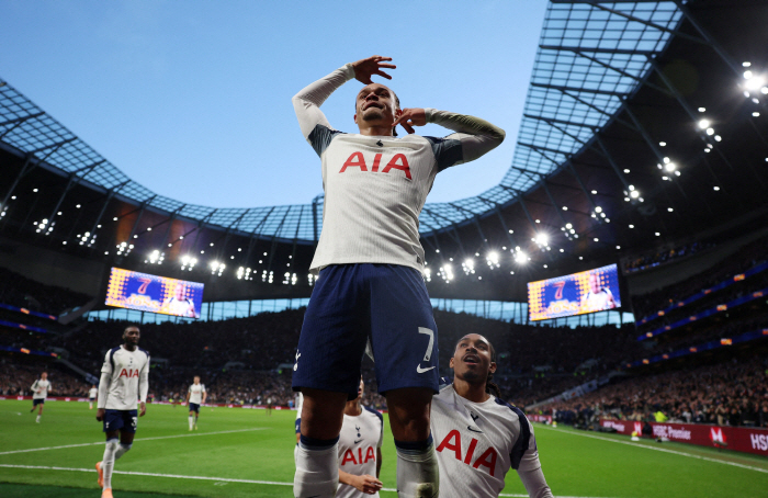 This is Son Heungmin's effect! Tottenham's replacement humiliation of £52 million Star → SON successor finally explodes his EPL debut goal