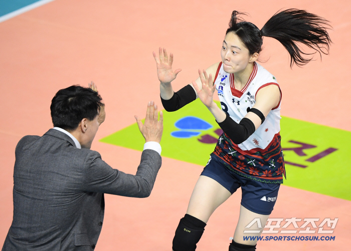 Chang Ji-yeon, manager of Pepper Savings Bank, will focus on Rishibu, the fourth consecutive defeat vs. Pepper match, all losses are different from Hyundai Engineering & Construction coach Kang Sung-hyung's 2R