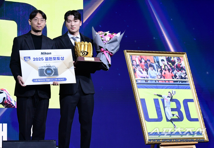  LG Park Hae-min won the Golden Glove Golden Photo Award