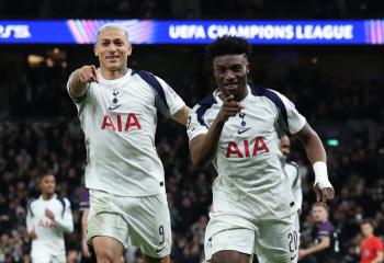 I dedicate this victory to the legendary Son Heungmin Tottenham beat Slavia 30 times at the SON farewell ceremony...No. 7 Successor Simmons Wedgepo 