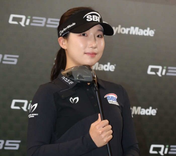 The mixed fate of the two long hitters is confirmed to go to the LPGA on the dream stage, and Bang Shin-sil Go-bae