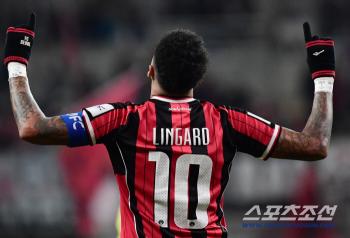  The last goal ceremony at the Lingard Sangambeol