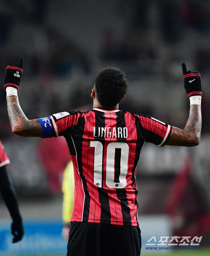  Lingard Sangambeol's last game was a thrilling first goal