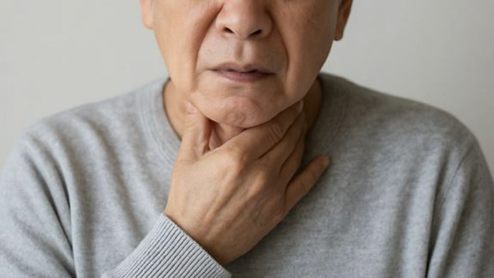 4 cancer diagnoses for the elderly who went to the hospital due to neck pain...Because of this habit?